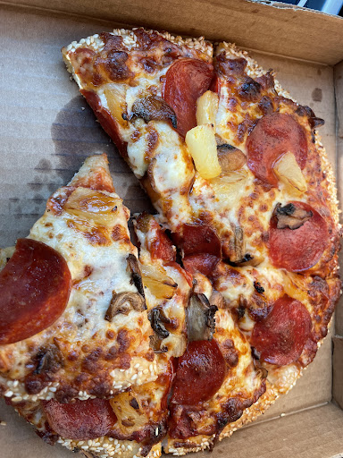 Photo of Red Swan Pizza - St. Thomas - Opposite Taco Bell, 945 Talbot St, St Thomas, ON N5P 1E8